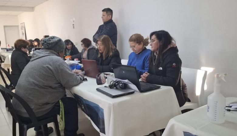 Tierras y Juzgado de Paz facilitaron trámites clave en operativo barrial de Más Gestión