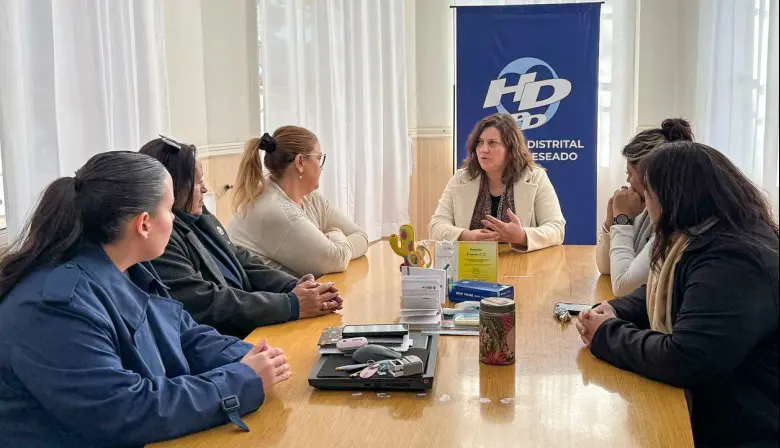 Relevamiento en hospitales de Santa Cruz: infraestructura, personal y planificación