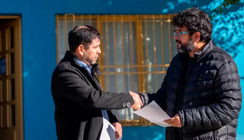 Belarde entregó la nota que abre la puerta al primer convenio para empleados municipales