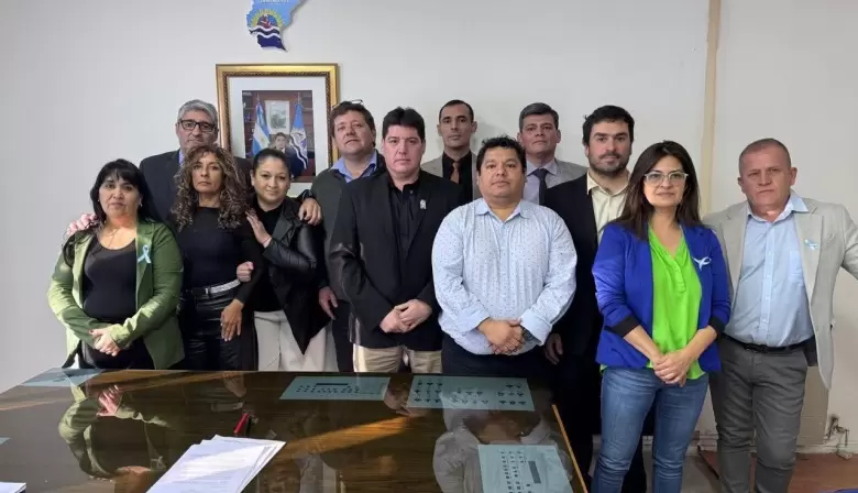 Crisis en la Legislatura: se cayó la sesión por falta de quórum y el oficialismo se cruzó con la presidencia