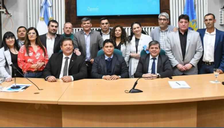 Fernando Españón renuncia a sus fueros: un hecho inédito en la política de Santa Cruz
