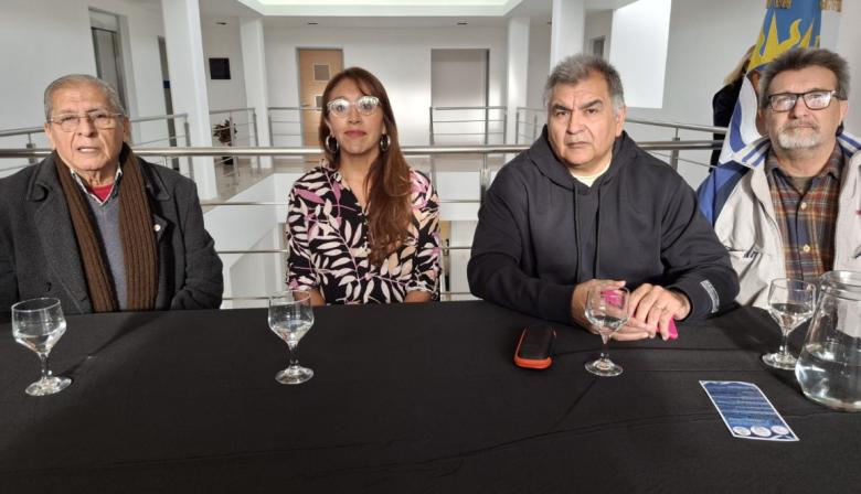 Semana de la Armada Argentina en Caleta Olivia: conferencias, muestras y actos conmemorativos