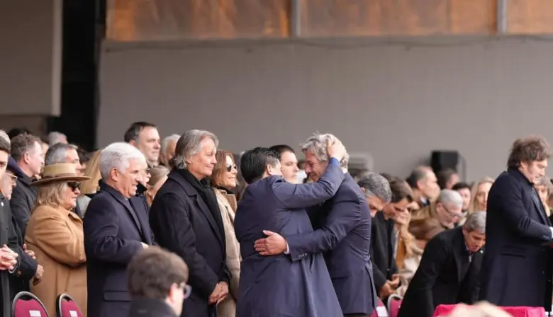 Claudio Vidal participó de la inauguración de la 137ª Exposición Rural y destacó el regreso de Santa Cruz con stand propio