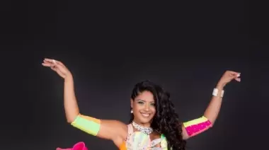 La Escuela de Danzas “Aisha” realiza su Muestra Anual con la presentación de Soledad Verón