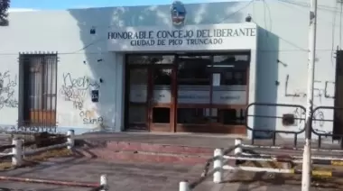 Un Concejal de Pico Truncado del bloque SER sufrió un acto vandálico