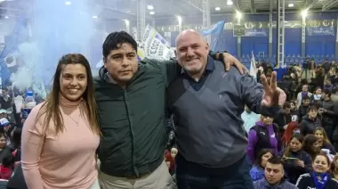 Las Heras consolida su apoyo a Claudio Vidal y al “Colo” Elorrieta