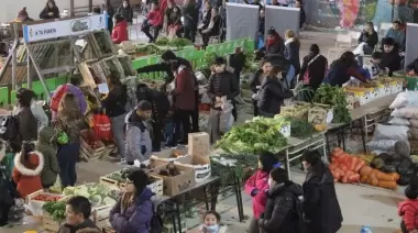 Más de diez mil personas pasaron por la 6ta Edición de la Feria de Frutas y Verduras “A tu Puerta”