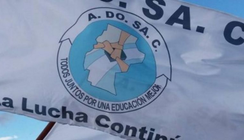 Paritarias Docentes: ADOSAC y AMET buscan la recomposición salarial
