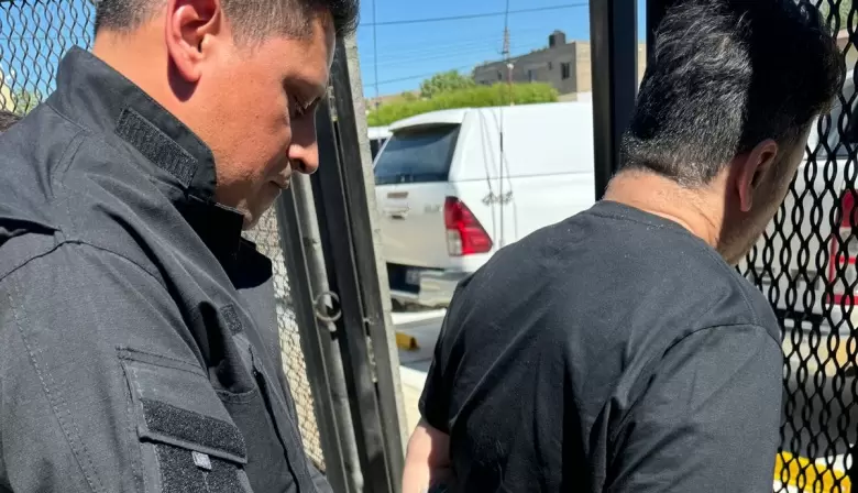 Un detenido por el tiroteo en el barrio 2 de Abril: la policía busca a los integrantes de la banda enemiga