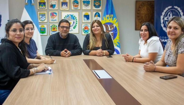 Luis Quiroga asume en Niñez y Familia: nuevos ejes de gestión en Santa Cruz