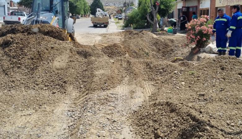 Barrera reveló cómo será la nueva planta cloacal de Caleta Olivia: qué barrios estarán conectados y cuánto tardará en construirse