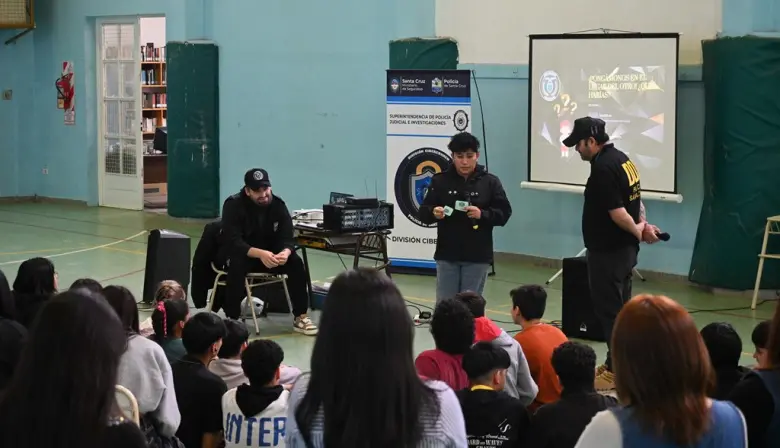 Seguridad Ciudadana intensifica charlas sobre Bullying, Grooming y Ciberdelitos en escuelas de Caleta Olivia