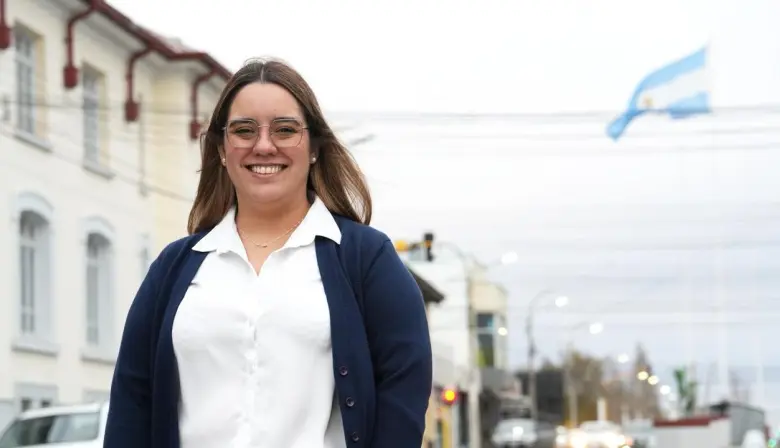 Gisella Martínez encabezará la lista "Soluciones" en la interna de la UCR de Santa Cruz
