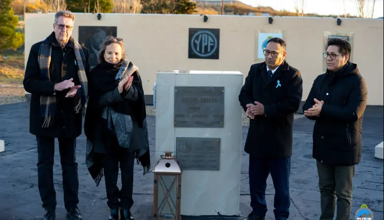 81º aniversario de Cañadón Seco: Ante la salida de YPF, el pueblo se esperanza en la recuperación del esplendor petrolero