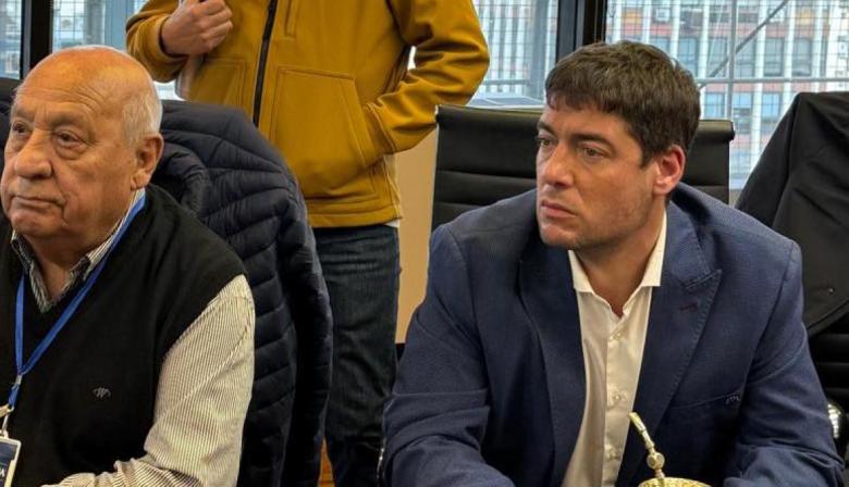 Gobernadores e intendentes entran en escena para salvar la pesca: Diálogo con intendente de Puerto Deseado