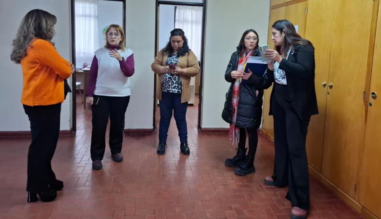 Santa Cruz refuerza el Plan de Alfabetización con visitas a escuelas del centro provincial