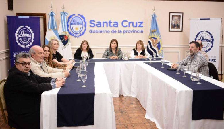 Firmas clave entre el CPE y organismos provinciales para fortalecer la formación técnica en Santa Cruz