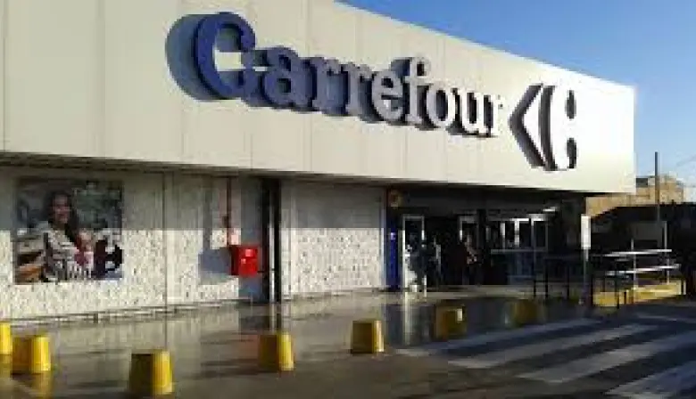 ¿Carrefour se va de Argentina? Qué pasará con sus locales en la Patagonia y quiénes podrían comprar la cadena
