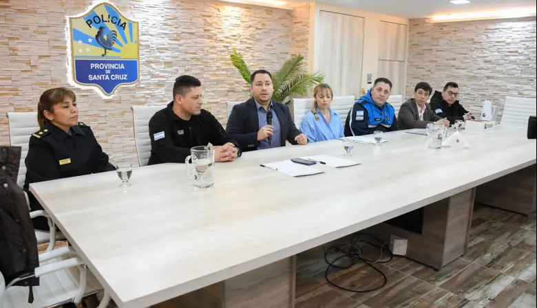 Estadística y Policía de Santa Cruz firman acuerdo histórico para optimizar la seguridad