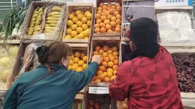 Respuesta masiva en el inicio del Programa "A Tu Puerta” versión Carnes y en la 4ta edición de la Feria Frutas y Verduras