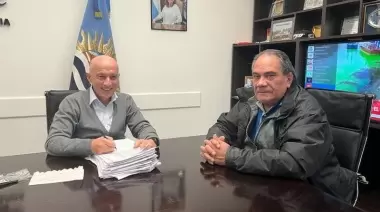 Los empleados municipales cobrarán con un 23% de aumento y la primera cuota del aguinaldo este mes.