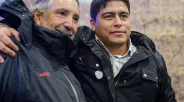 Acuña Kunz: "Eduardo Costa intenta rifar el futuro de los Santacruceños"