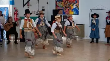 El CIJ 3 de Febrero tuvo su festejo por el “Día de la Bandera”