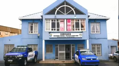 Detenciones y allanamientos para tratar de esclarecer el homicidio de un hombre en Caleta Olivia