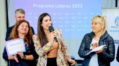 Se entregaron certificados en el marco del Programa “Líderes de Caleta Olivia 2023”