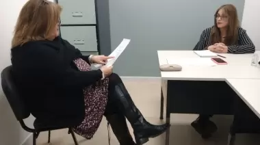 La vocal por los padres entregó al CPE relevamiento sobre estado de los edificios