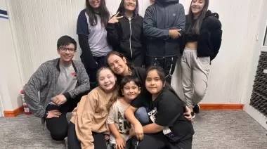 Los alumnos de la escuela de Arte VMG se preparan para el Torneo Nacional de Danzas