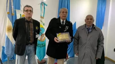 Caleta Olivia rinde emotivo homenaje al General San Martín: Valores y legado en el Centro Cultural