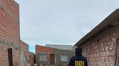 Allanan vivienda de un hombre vinculado con material de abuso sexual infantil