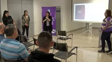 Capacitan al personal de la Secretaría de Gobierno sobre la Ley Micaela