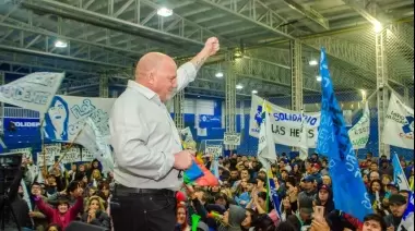 Elorrieta lanzó su campaña para ser intendente y presentó las listas de concejales que lo acompañan
