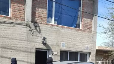 Policía allana vivienda y secuestra armas de fuego
