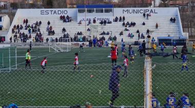 Con la participación de más de 120 equipos comenzó el tradicional “Torneo Pibes”