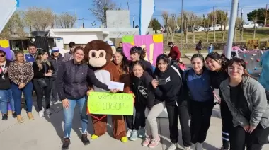 Juventud Activa: Los alumnos del Leopoldo Lugones fueron los ganadores de los 100 mil pesos en efectivo