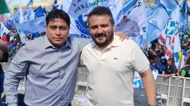 Pablo Carrizo acompañó a Claudio Vidal en acto en defensa de la cuenca petrolera
