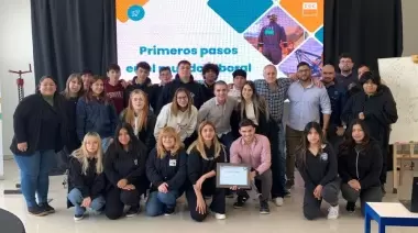 Estudiantes de la EICO N°10 culminaron sus Prácticas Profesionalizantes en operadora petrolera