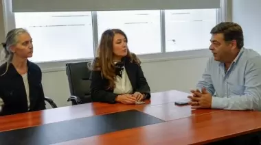 Reunión con representantes de empresas tras denuncia