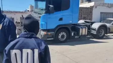 Secuestro de camión vinculado a caso de conducción ilegal de menor