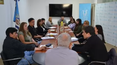 Autoridades provinciales trabajan para agilizar trámites de jubilación docente