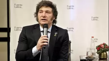 Milei criticó a Torres por amenaza de cortar envío de petróleo y gas