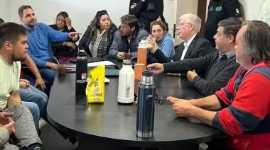Reuniones y mesas de trabajo para normalizar operaciones portuarias