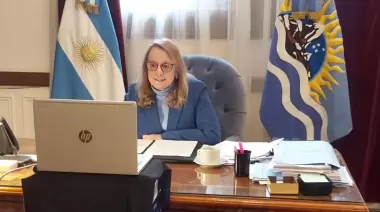 Kirchner escucha reclamos sindicales y ratifica su voto en contra de la Ley de Bases