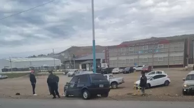 Choque en la Ruta 3 deja un herido luego de que un vehículo impactó contra un poste