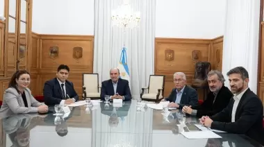 Vidal y Francos firman convenio para reactivar obras públicas
