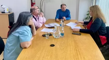 Pérez Soruco calificó de positiva la reunión con la Asociación de Enfermedades Pocos Frecuentes de Santa Cruz