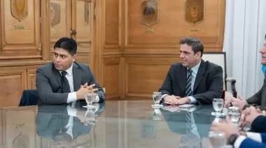Claudio Vidal se reunió en Buenos Aires para ampliar el ejido urbano de El Chaltén